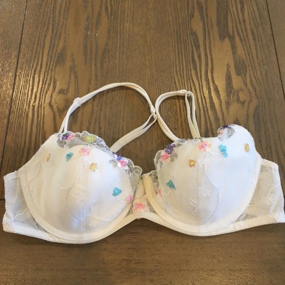 Lot of 4 Victoria Secret Bras 36B
